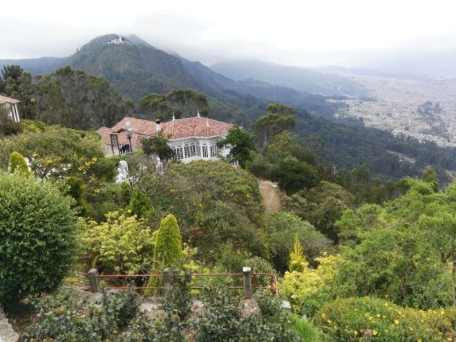 Bogotá: 5-Hour City and Monserrate Hill Tour - Tour Description