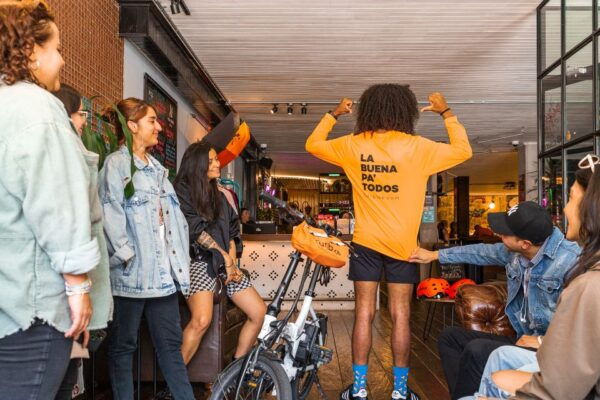 Bogotá: E-Bike Hightlights Tour, The Essential Experience - Neighborhood Discovery