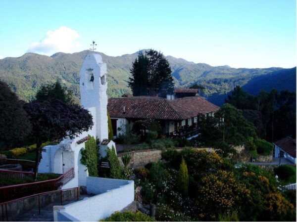 Bogotá: Grand City Tour With Monserrate, Usaquén and Lunch - Logistics and Inclusions