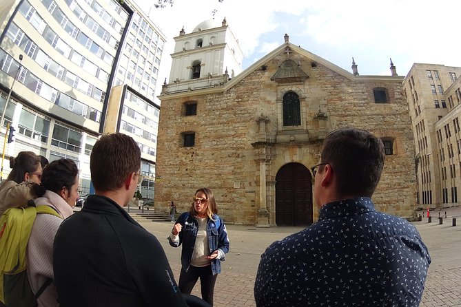 Bogota Kickstart Tour • Candelaria Cacao & Coffee Workshop • 4h - Colombian History Exploration