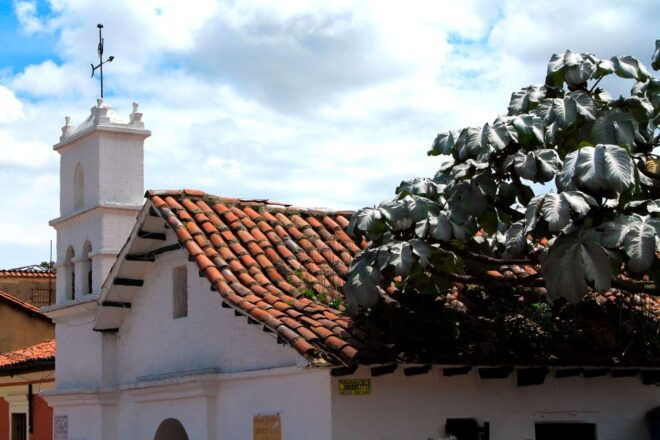 Bogota: La Candelaria Highlights Walking Tour - Tour Experience