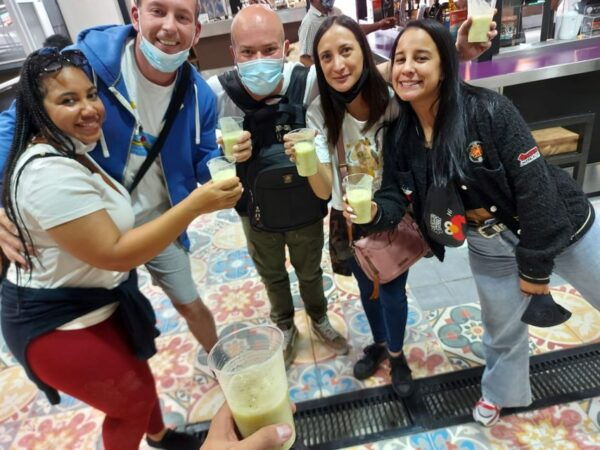 Bogotá: La Candelaria Historical Walking Tour With Snacks - Review Summary