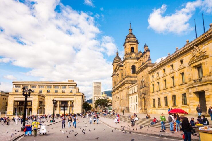 Bogotá: Monserrate, La Candelaria and City Walking Tour - Tour Highlights