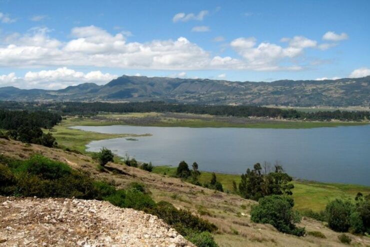 Bogota: Private Tour Guatavita & Zipaquira Salt Cathedral - Good To Know