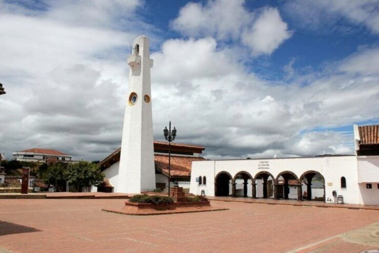Bogota: Private Tour Guatavita & Zipaquira Salt Cathedral - Tour Details