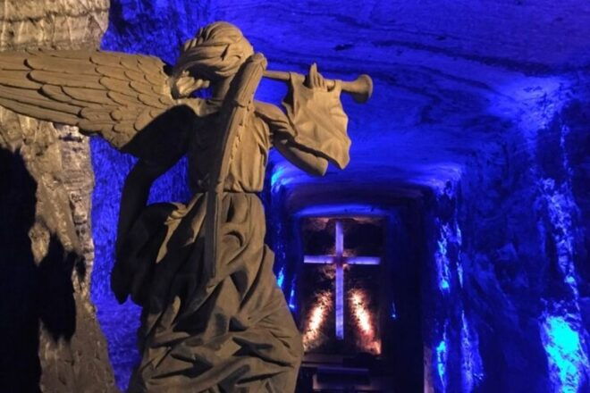 Bogota: Private Tour Guatavita & Zipaquira Salt Cathedral - Tour Location