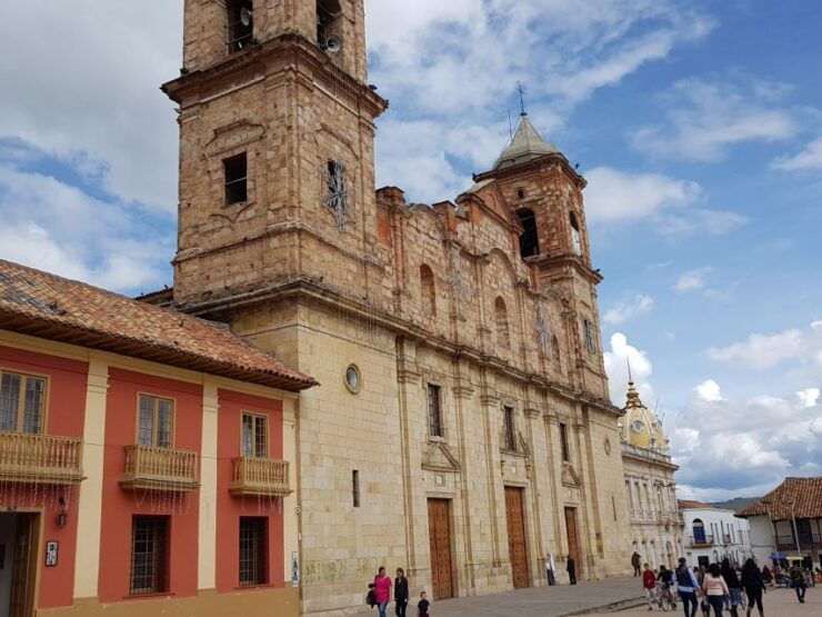 Bogotá: Private Zipaquirá and Salt Cathedral Tour - Tour Experience