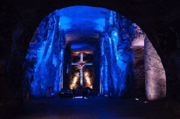 Bogotá: Salt Cathedral & Lake Guatavitá Tour With Lunch - The Sum Up