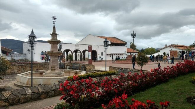 Bogota: Zipaquira, Salt Cathedral & Lake Guatavitá Tour - Tour Highlights