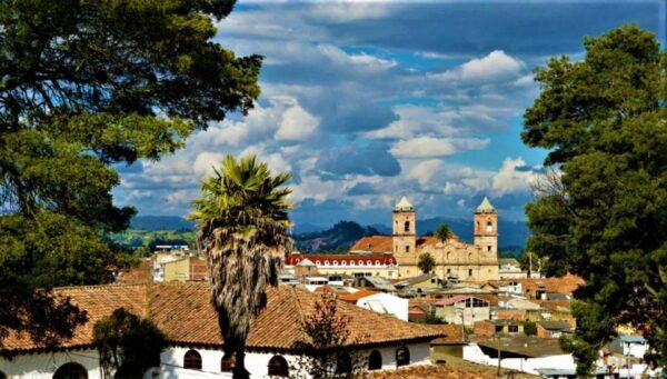 Bogota: Zipaquira, Salt Cathedral & Lake Guatavitá Tour - Recommendations