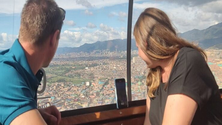 Bogotás Barrios: El Paraíso Favela Tour With Cable Car - Important Information