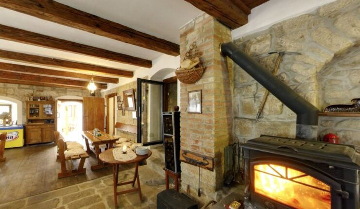Bohemia & Saxon Switzerland Winter Day Tour From Prague - Tour Details