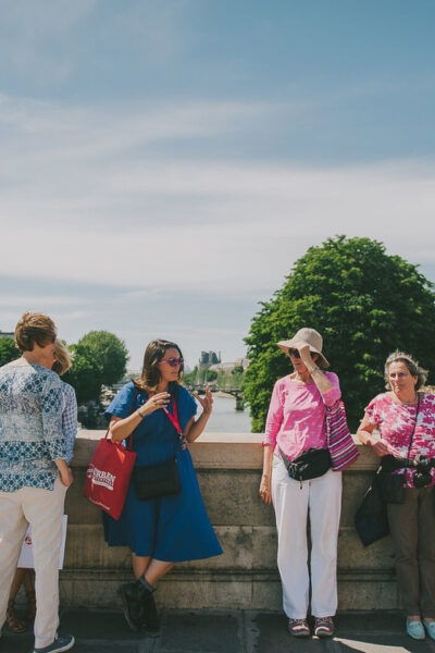 Bohemian Paris Tour by Night - Tour Suitability