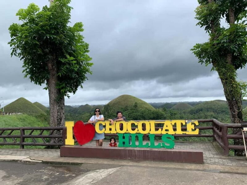 Bohol: Chocolate Hills, Tarsier, and Loboc River Tour - Bohol: Chocolate Hills, Tarsier, and Loboc River Tour