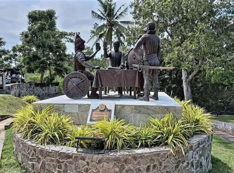 BOHOL: Chocolate Hills, Tarsiers and Loboc River Day Tour - Good To Know