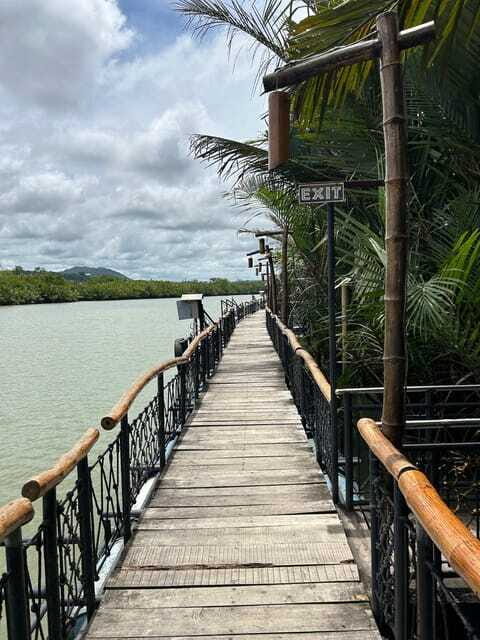 Bohol: Chocolate Hills Tour with Loboc River Cruise & Lunch - FAQ