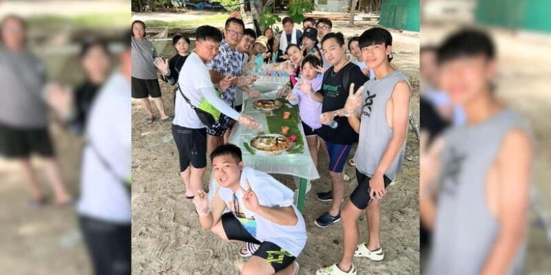 Bohol: Dolphin Watching & Balicasag Island Hopping Tour - The Balance of Pros and Cons