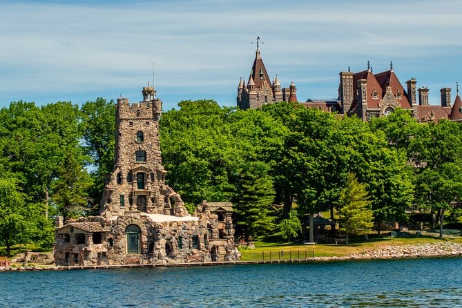 Boldt Castle and 2 Nation Tour - The Sum Up