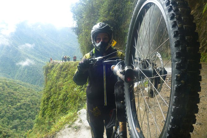 Bolivia Death Road Private Full-Day Tour From La Paz (Feb ) - Participant Eligibility