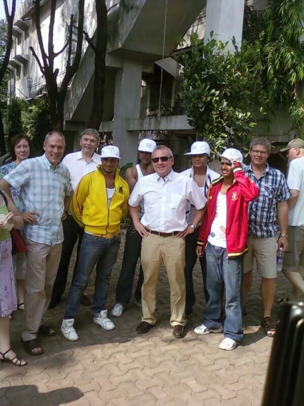 Bollywood Tour with Dance Show - Good To Know