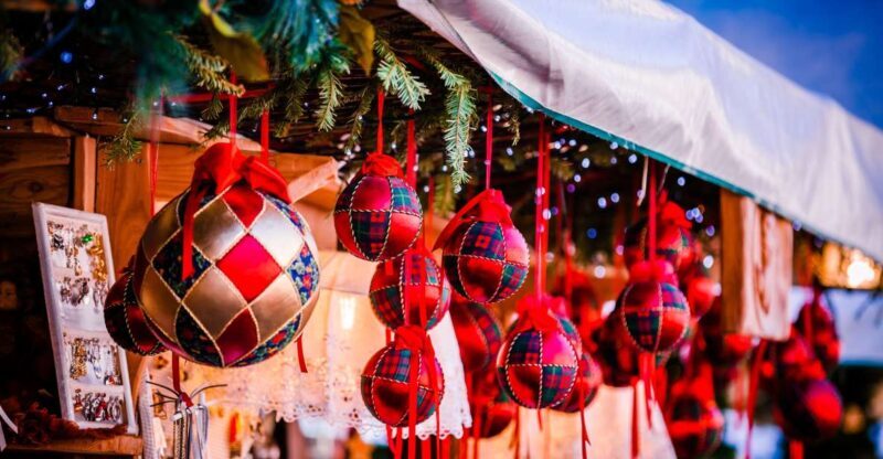 Bologna: 2-Hour Private Local's Christmas - Exploring Bologna with a Private Local: A Closer Look