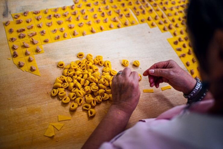 Bologna: 3-Hour Secret Food Tour - Tour Highlights