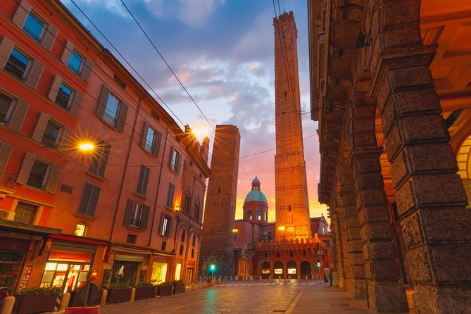 Bologna By Night Walking Tour - Meeting Point