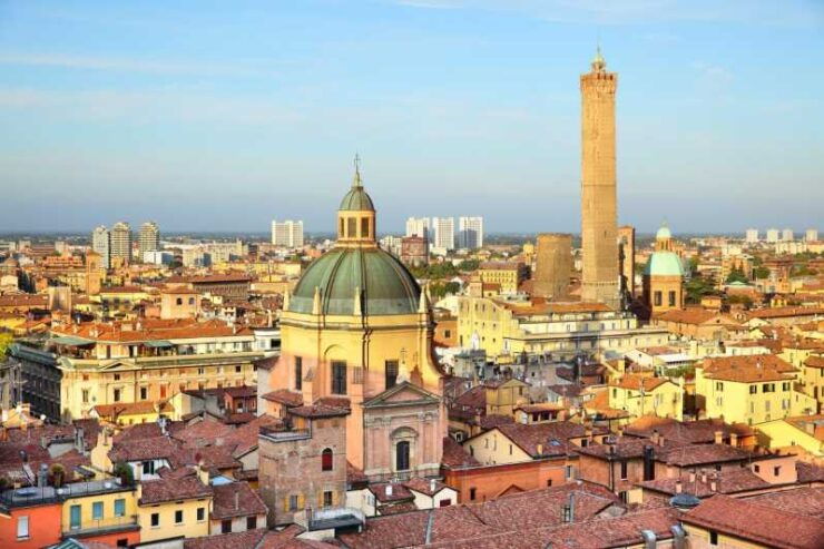 Bologna: Capture the Most Photogenic Spots With a Local - Highlights of Photogenic Spots