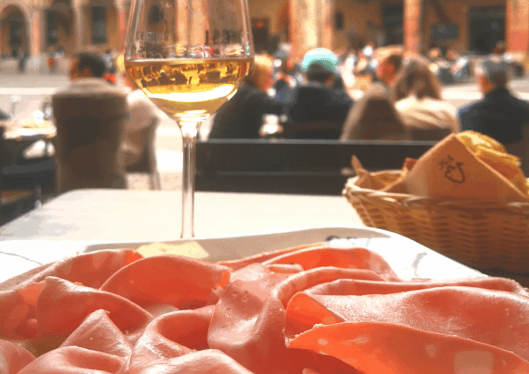 Bologna: City Center Guided Wine Walking Tour - Tour Options and Languages