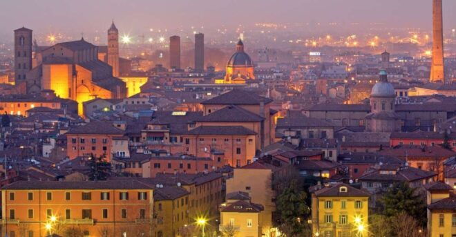 Bologna: City Exploration Game and Tour - Full Description