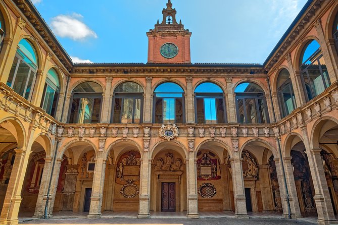 Bologna City Walking Tour - Tour Highlights
