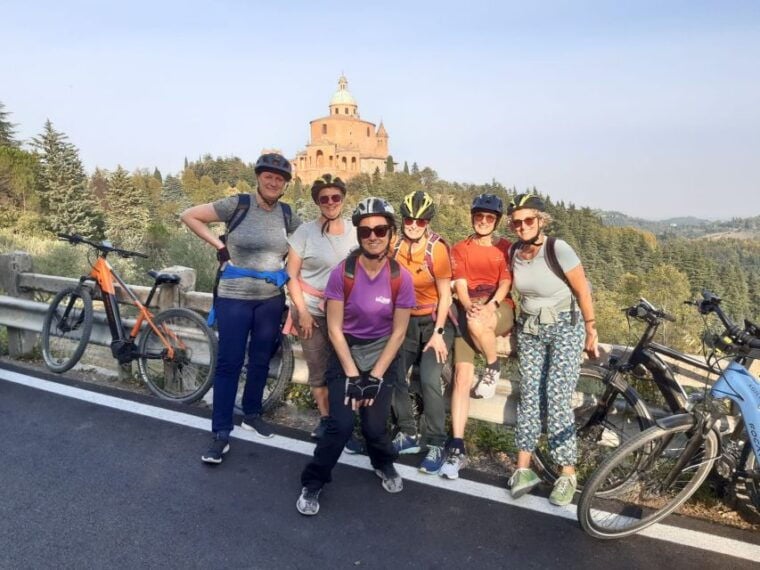 Bologna: E-Bike Guided Tour with Aperitivo - The San Luca Perspective