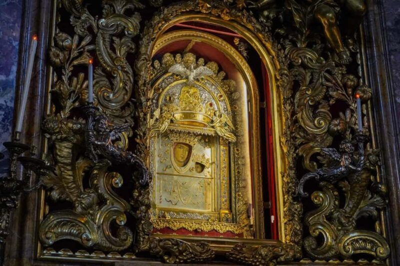 Bologna: Guided tour of the Basilica and Porticoes of San Luca - Good To Know