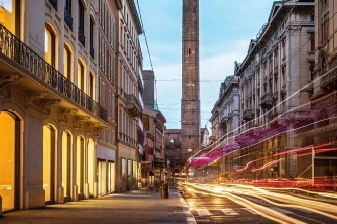 Bologna : Historic Center Walking Tour - Inclusions