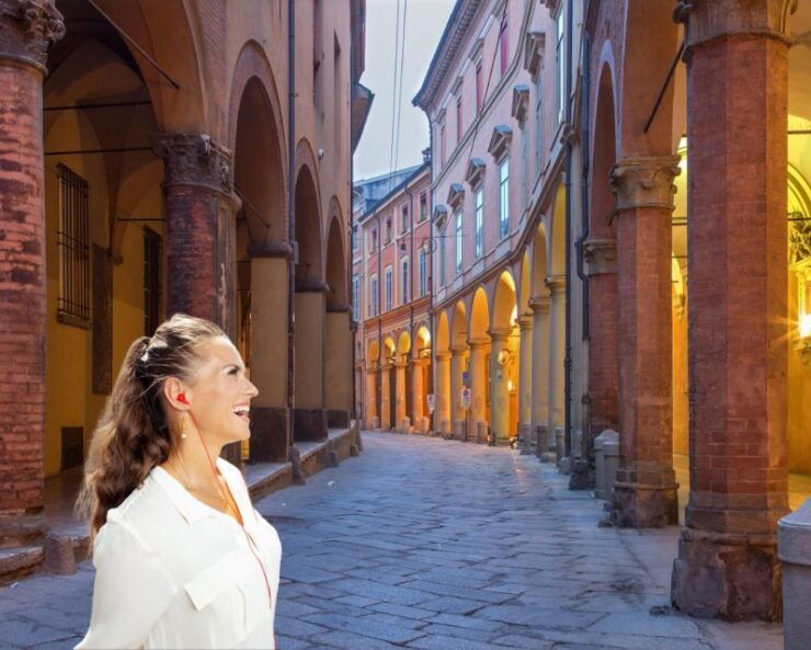 Bologna: History and Highlights Audio Tour With Guide on App - Tour Details