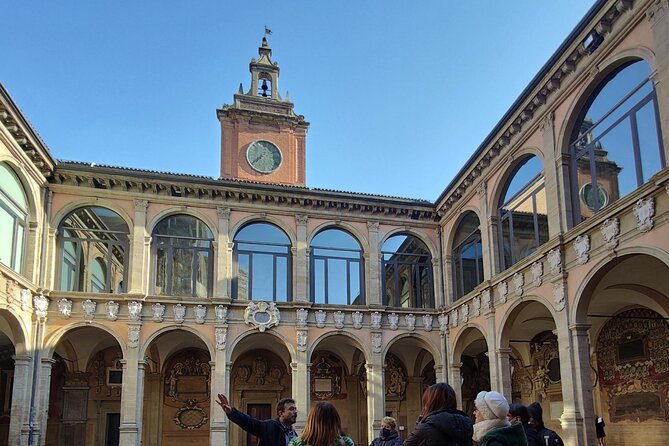 Bologna in One Day: Art, History and Gastronomy - Enjoying Bolognas Charming Atmosphere