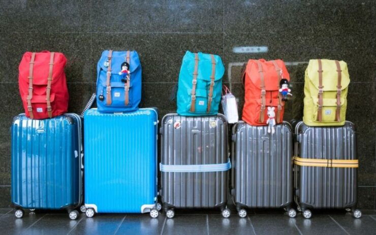 Bologna: Luggage Storage City Center - Pricing and Size Options