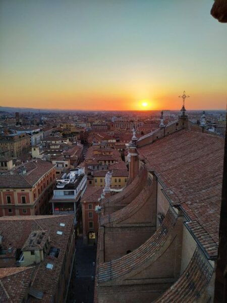 Bologna - Old Town Private Historic Walking Tour - Directions and Itinerary