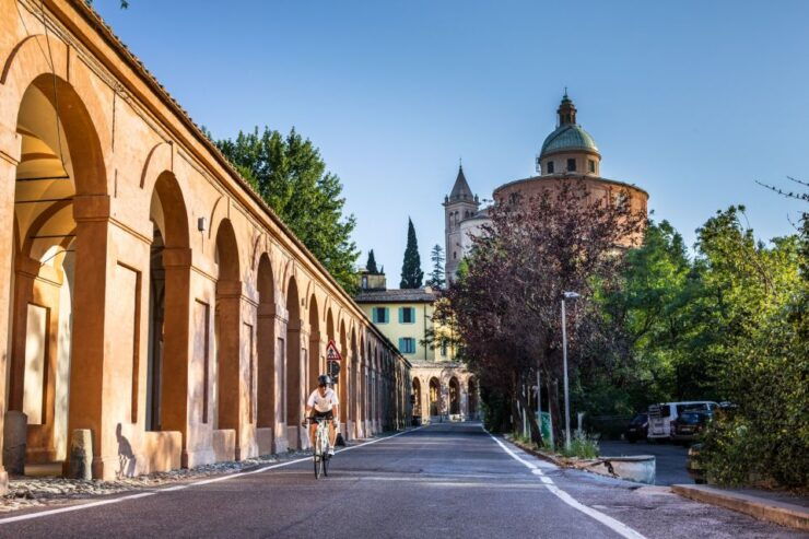 Bologna: Porticoes and Basilica San Luca Guided Tour - Tour Details