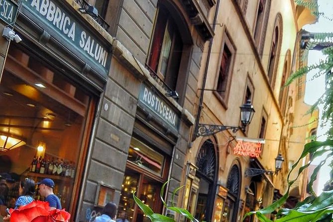 Bologna Private Food Tour Eating Around the Centre - Expert Guide