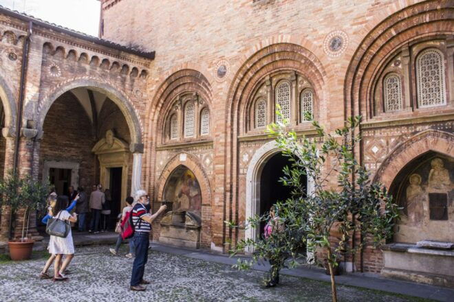 Bologna: Private Santo Stefano Tour With Food Tasting - Tour Highlights
