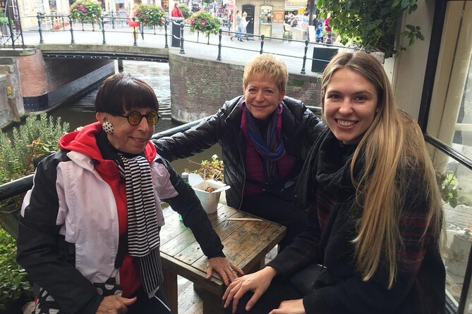 Bologna Private Walking Tour With a Local Host - Pricing and Booking