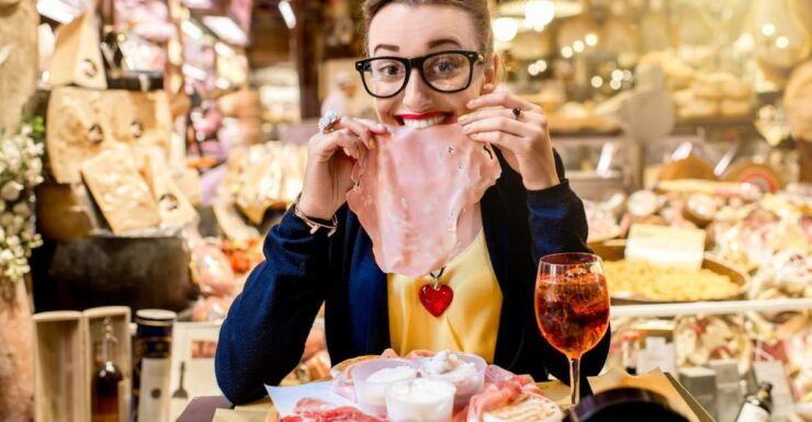 Bologna: Taste Local Specialties on a Guided Walking Tour - Highlights