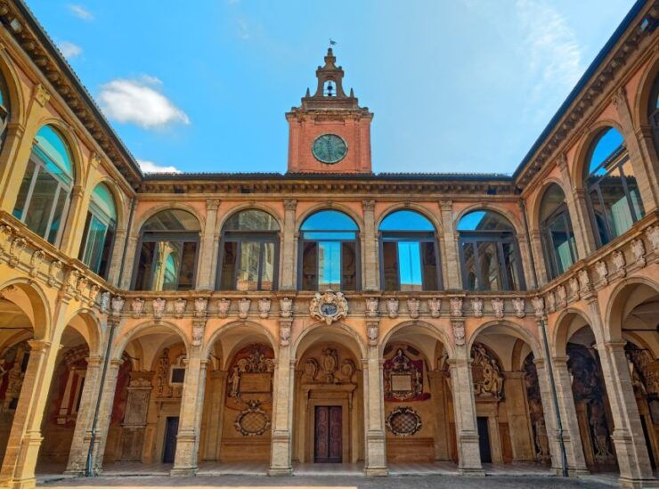 Bologna: the Secrets of Bologna With Spanish Guide - Tour Booking and Flexibility