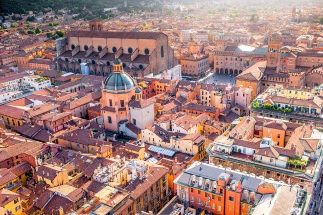 Bologna: Torre Degli Asinelli Entrance Ticket & Food Tasting - Important Information
