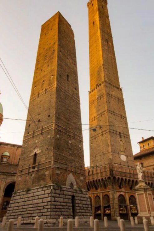 Bologna: Tour With Tasting of Food and Wines - Itinerary Highlights
