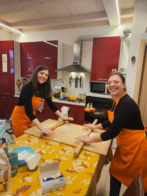 Bologna: Traditional Recipes Cooking Class With Local Wines - Good To Know