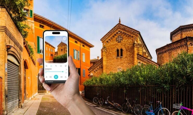 Bologna: Walking In-App Audio Tour on Your Phone (ENG) - Tour Details