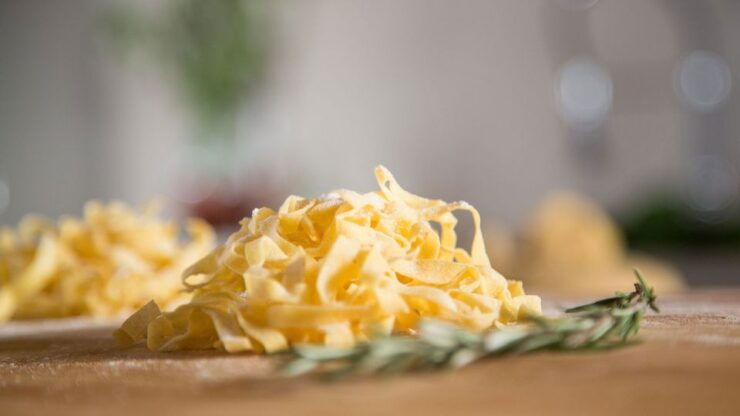 Bologna: Walking Tour With Food Tastings - Good To Know