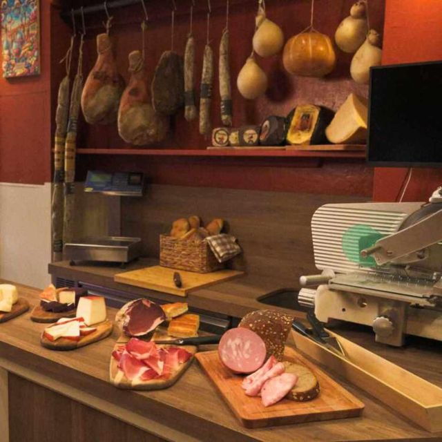 Bologna: Wine and Tasting Experience in Traditional Bottega - Good To Know